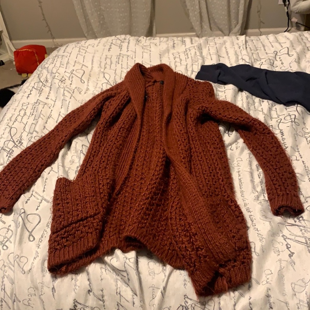 Maroon fuzzy long cardigan